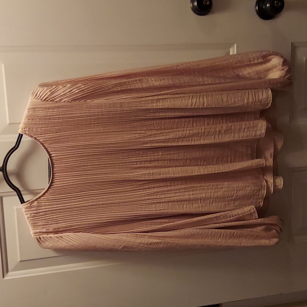 Women's Elizabeth and James top